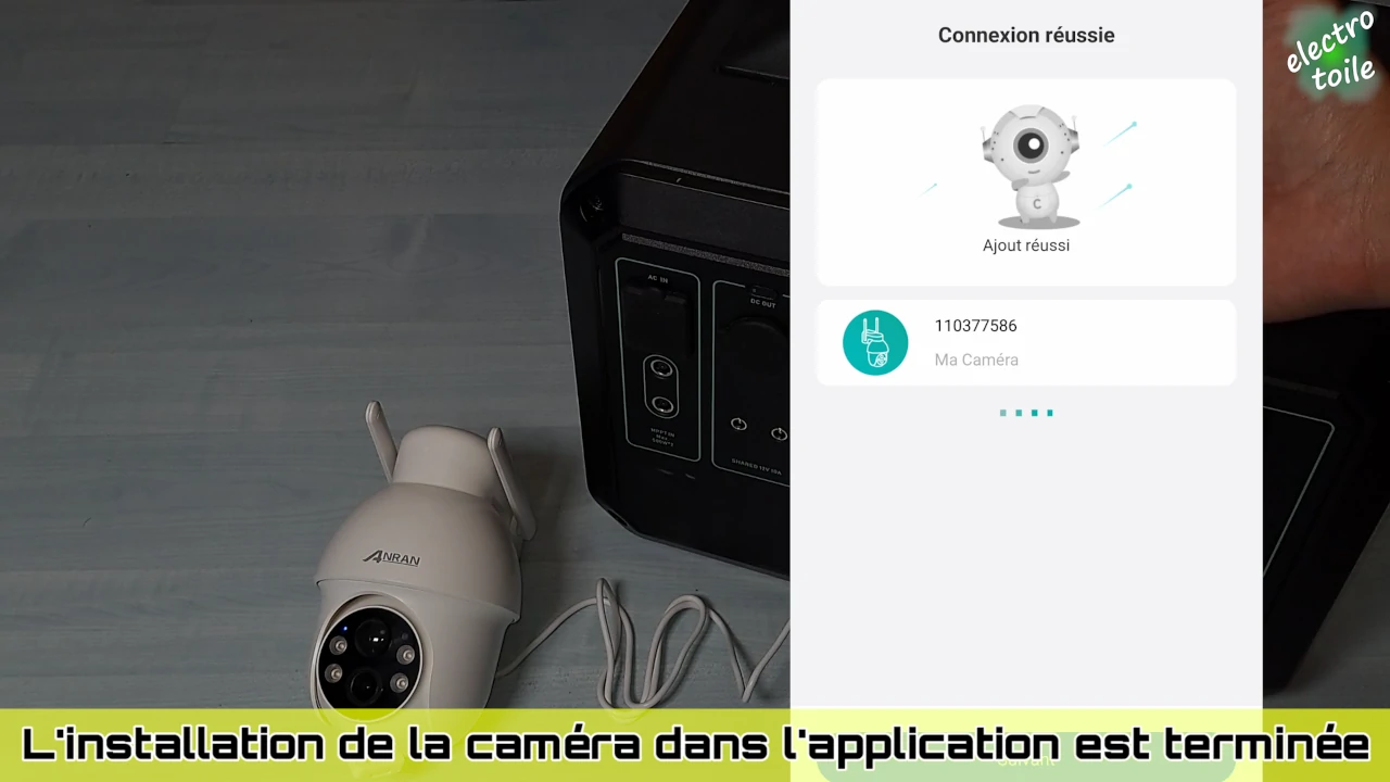 installation de la caméra de surveillance solaire