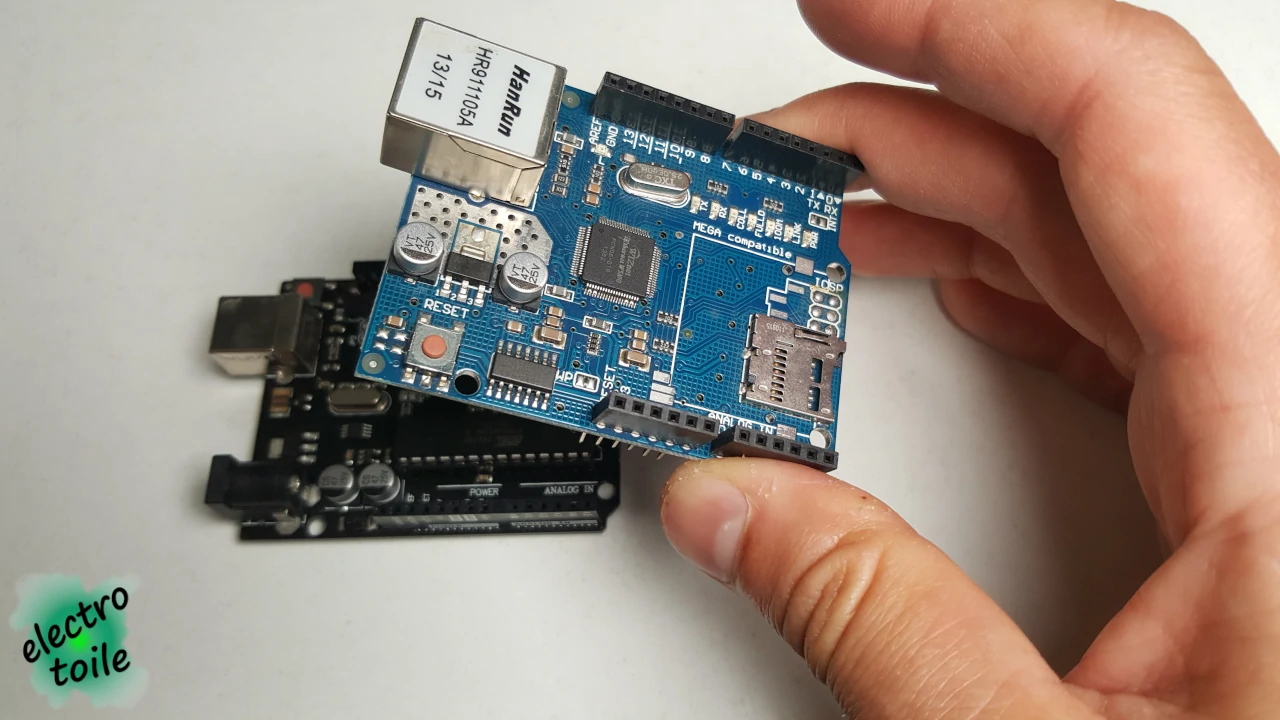 faire communiquer via internet une carte arduino uno