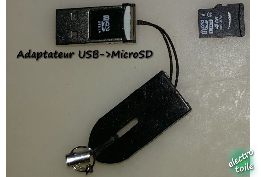 adaptateur pratique pour relier la micro SD sur un port USB de l'ordinateur