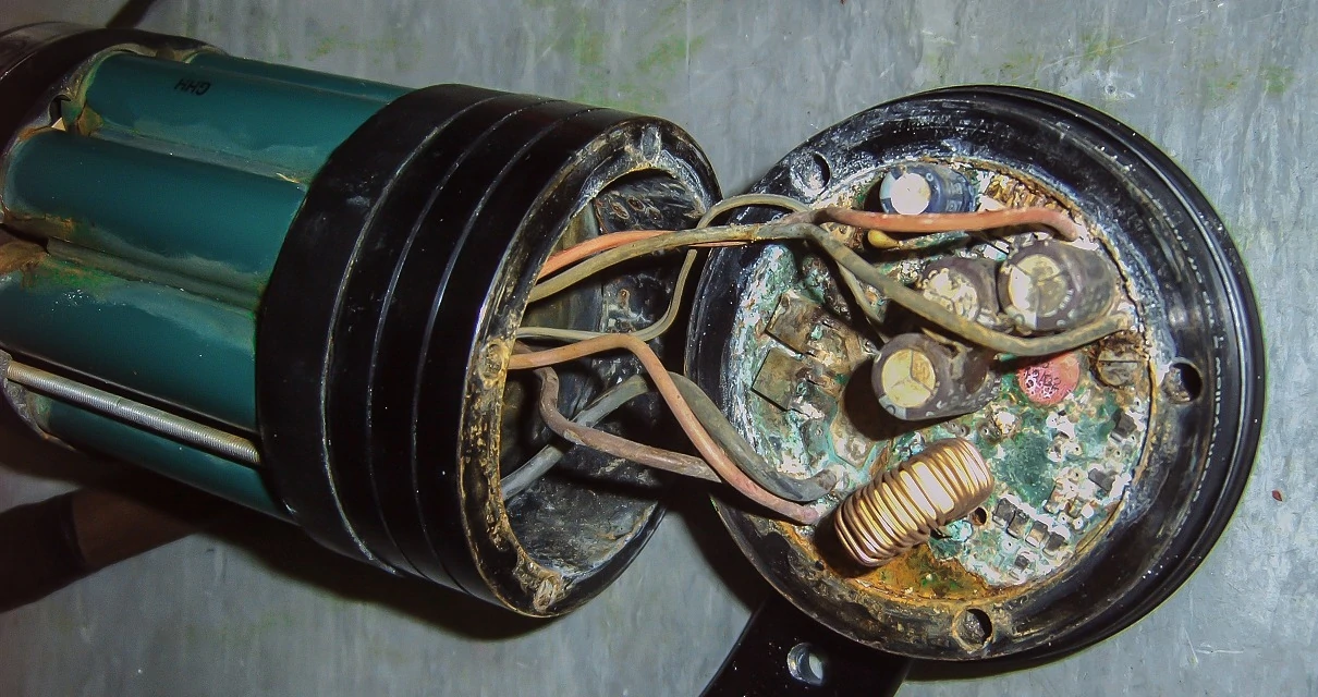 la vérification d'un bon isolement électrique est importante sur les anciens appareils
