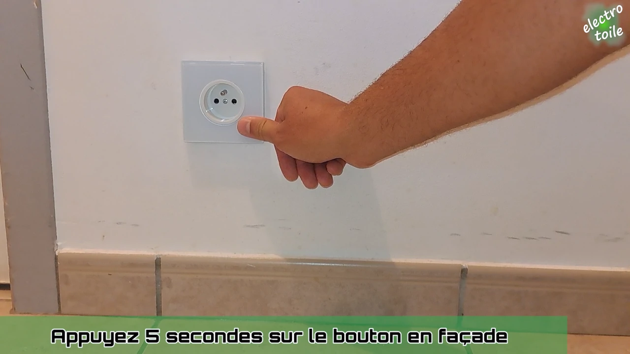 inclure une prise connectée Moes sous Jeedom
