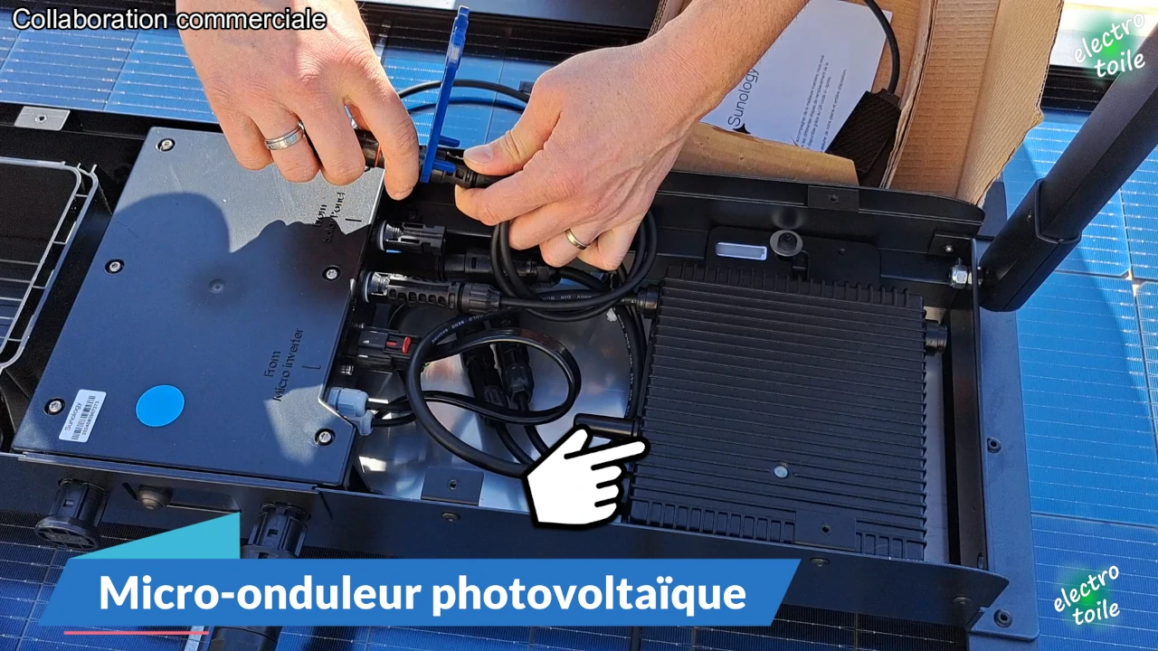 le micro onduleur sur un panneau photovoltaïque