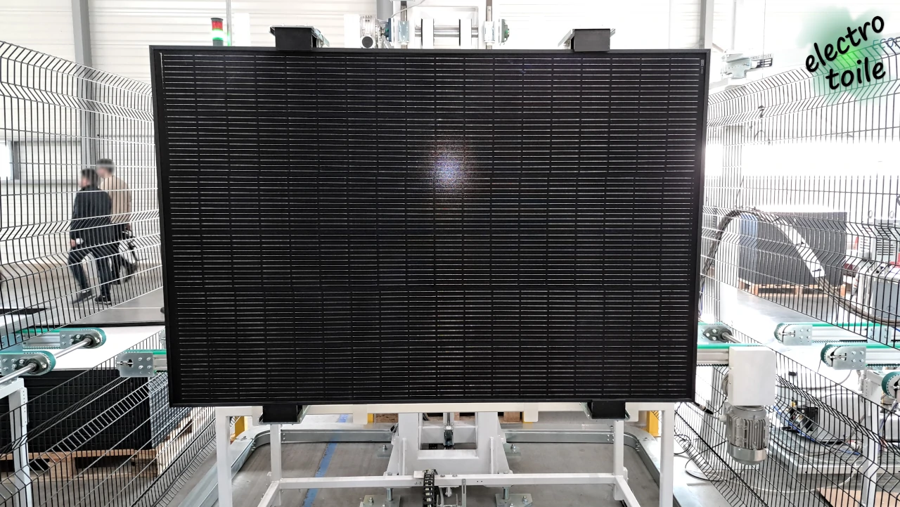 crontrôle extérieur et visuel du panneau photovoltaïque