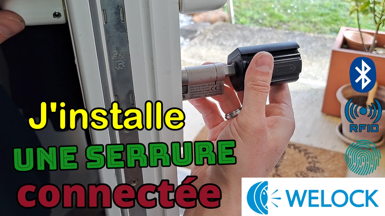 comment changer une serrure de porte par un modèle connecté et intelligent